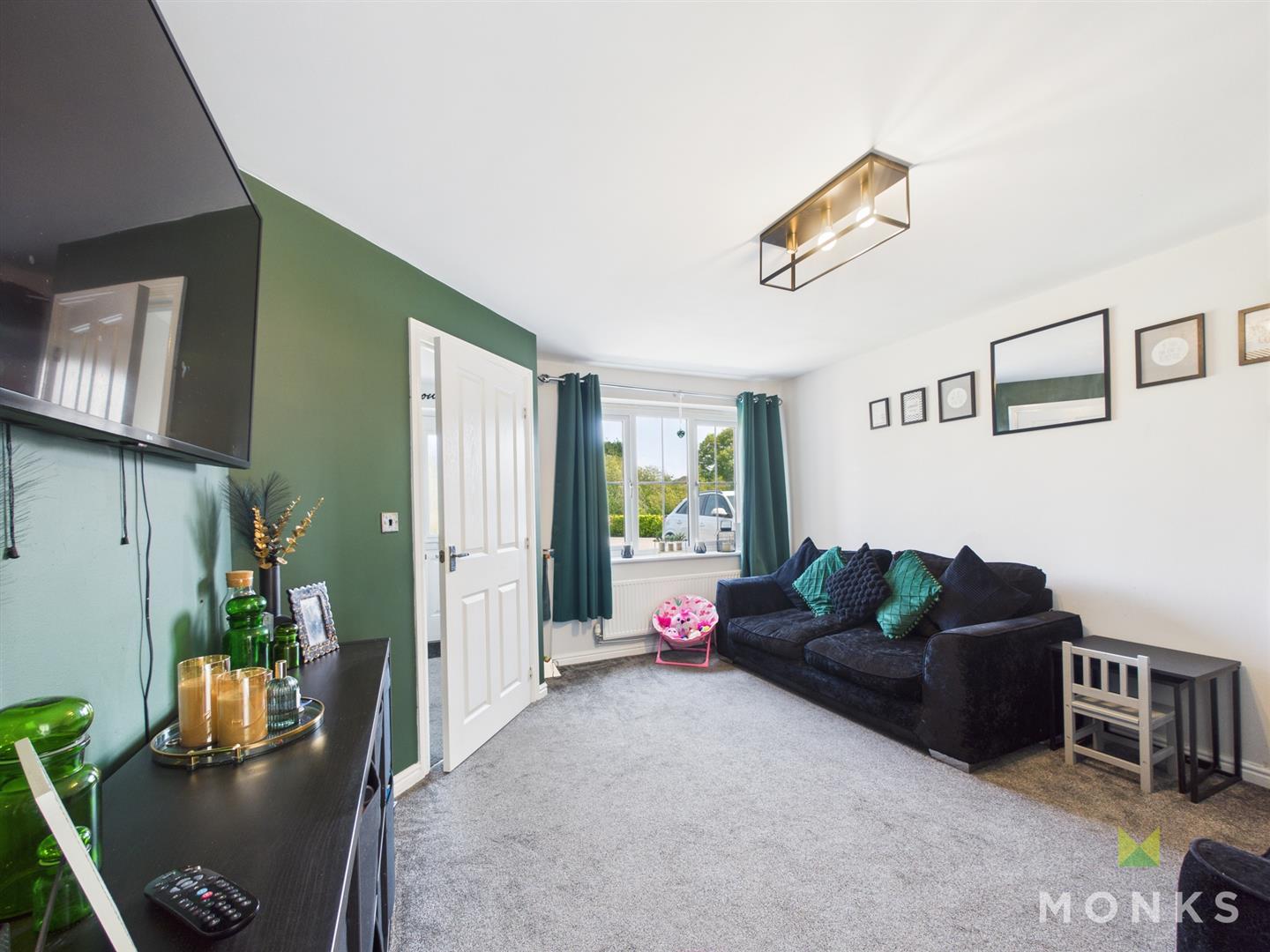 8 Bodkin Way, Shrewsbury, SY1 4FD SSTC